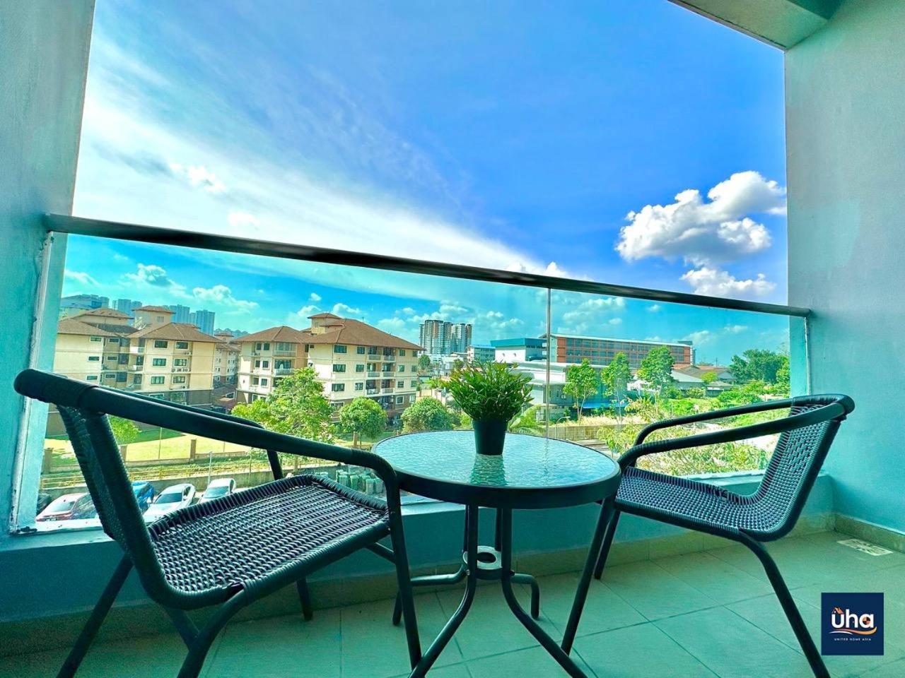 Seasons Luxury Apartment By Jk Home Johor Bahru Exterior foto